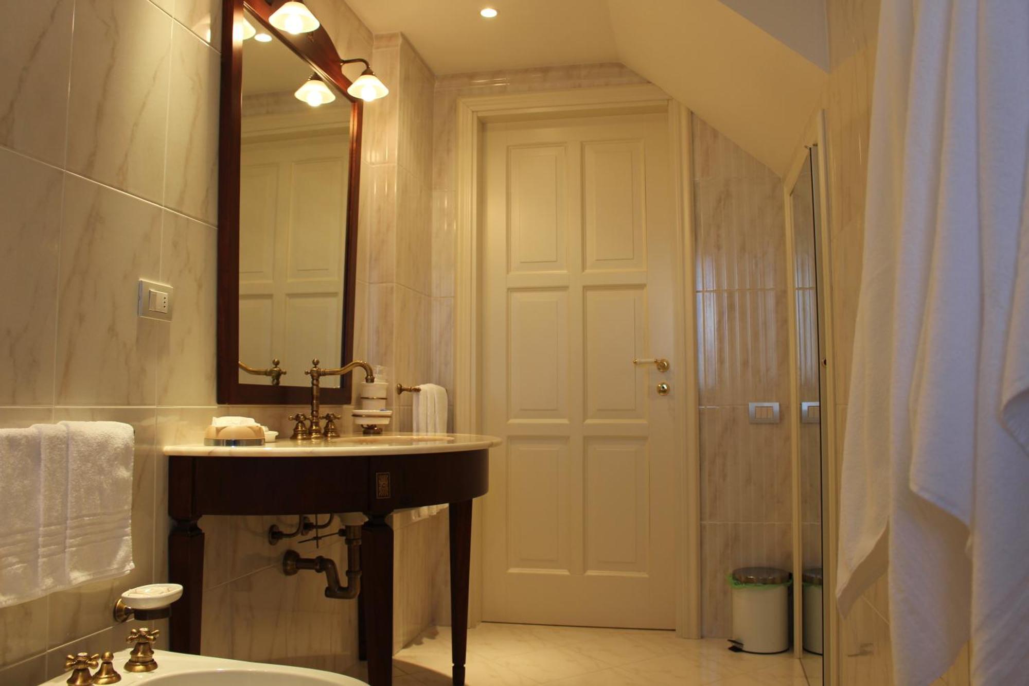 L'Attico Del Centro Bed and Breakfast Matera Exteriör bild